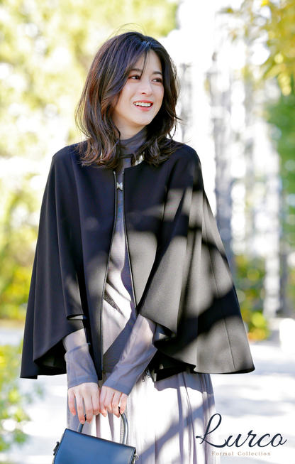 【Formaless Black®(フォーマレス ブラック®)】< 自宅で洗える> ケープデザインパンツスーツ ブラックフォーマル 洗える テーパードパンツ 9･11号/M･L <54-321023>