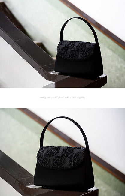 【日本製】繊細かつ華やかなコード刺繍 ブラックフォーマルバッグ<lily03>
