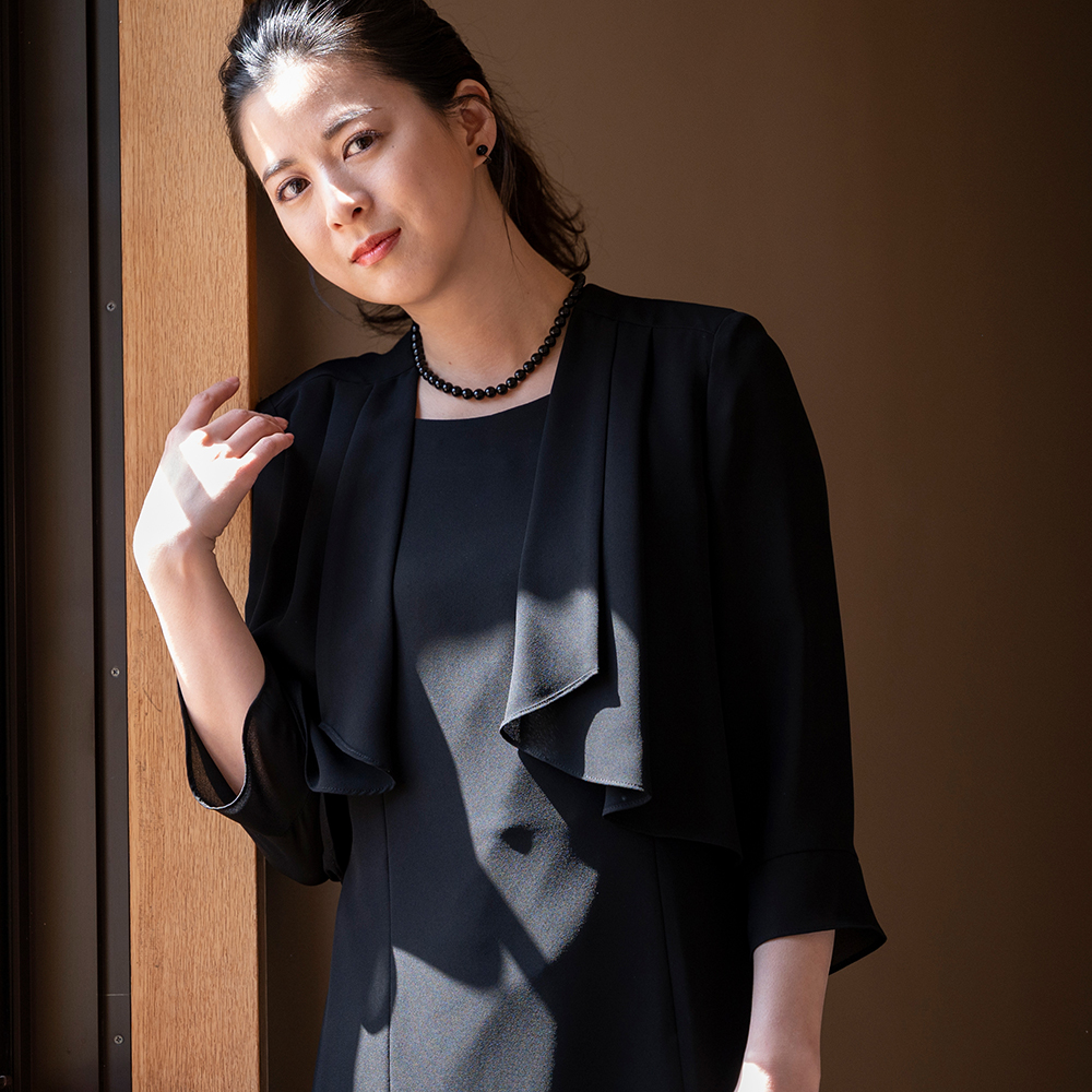 洗えるブラックフォーマル 夏用喪服・礼服 前開きロング丈 Aラインシルエット 9号～17号 体型カバー【2928295】ディテール